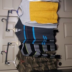 Lot of 4 Long sleeve hoodie t-shirts size extra large 14/16